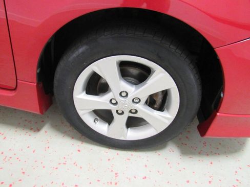 Used 2011 Toyota Corolla S image 17