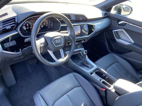Certified 2025 Audi Q3 2.0T Premium w/ Convenience Package image 22