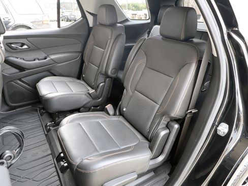 Used 2021 Chevrolet Traverse Premier w/ Redline Edition image 22