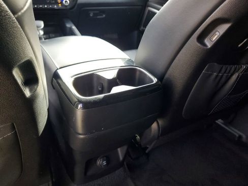 Used 2022 Kia Telluride LX image 11