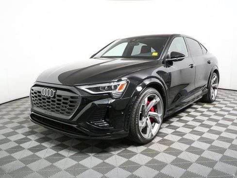 Used 2024 Audi SQ8 e-tron Premium Plus w/ Black Optic Package AWD/4WD image 34