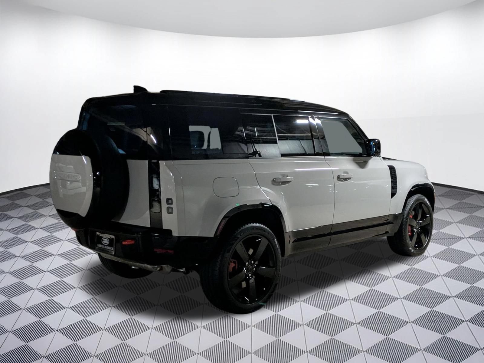 New 2026 Land Rover Defender 110 X AWD/4WD image 5