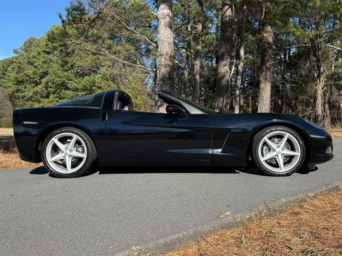 Used 2013 Chevrolet Corvette image 35