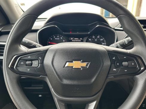 Used 2023 Chevrolet TrailBlazer LT image 24