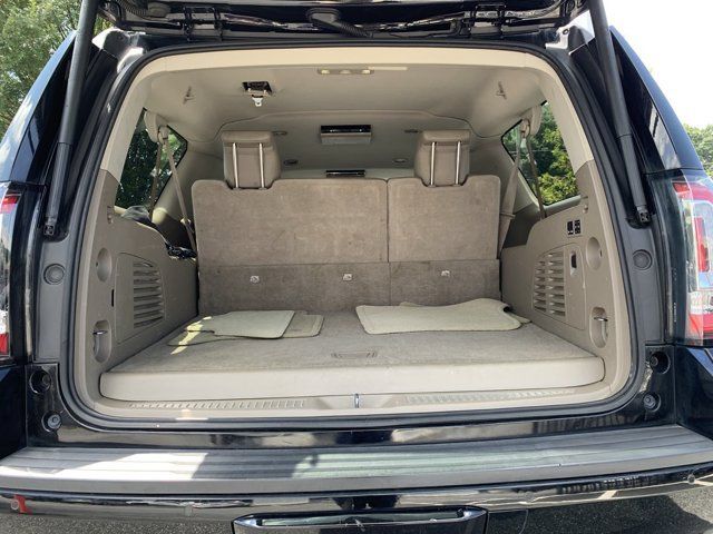 Used 2016 GMC Yukon XL SLT w/ Premium Edition AWD/4WD image 37