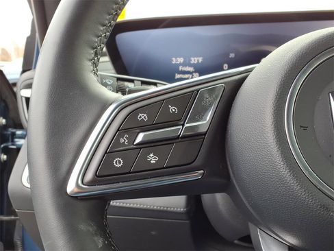 Used 2025 Buick Enclave Preferred image 18