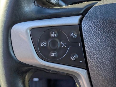 Used 2023 GMC Terrain SLT image 22