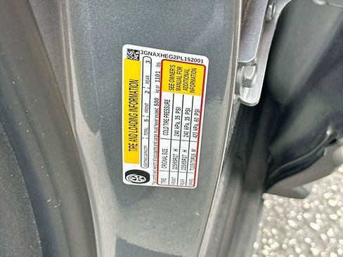 Used 2023 Chevrolet Equinox LS image 30