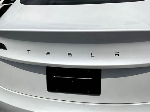 Used 2024 Tesla Model 3 Long Range RWD image 21