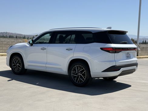 Certified 2024 Lexus TX 350 FWD w/ Technology Package image 9