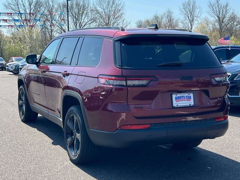 New 2025 Jeep Grand Cherokee L Altitude AWD/4WD image 3