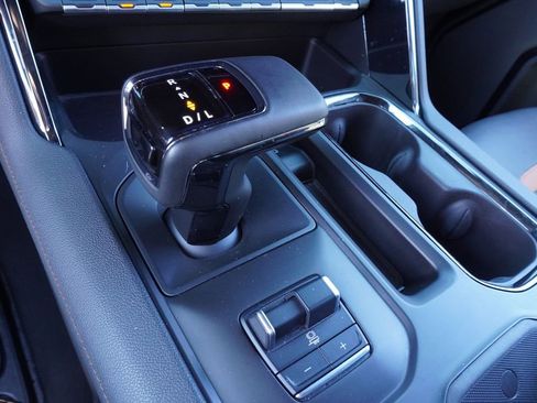 Certified 2023 GMC Sierra 1500 AT4 w/ AT4 Premium Package image 21