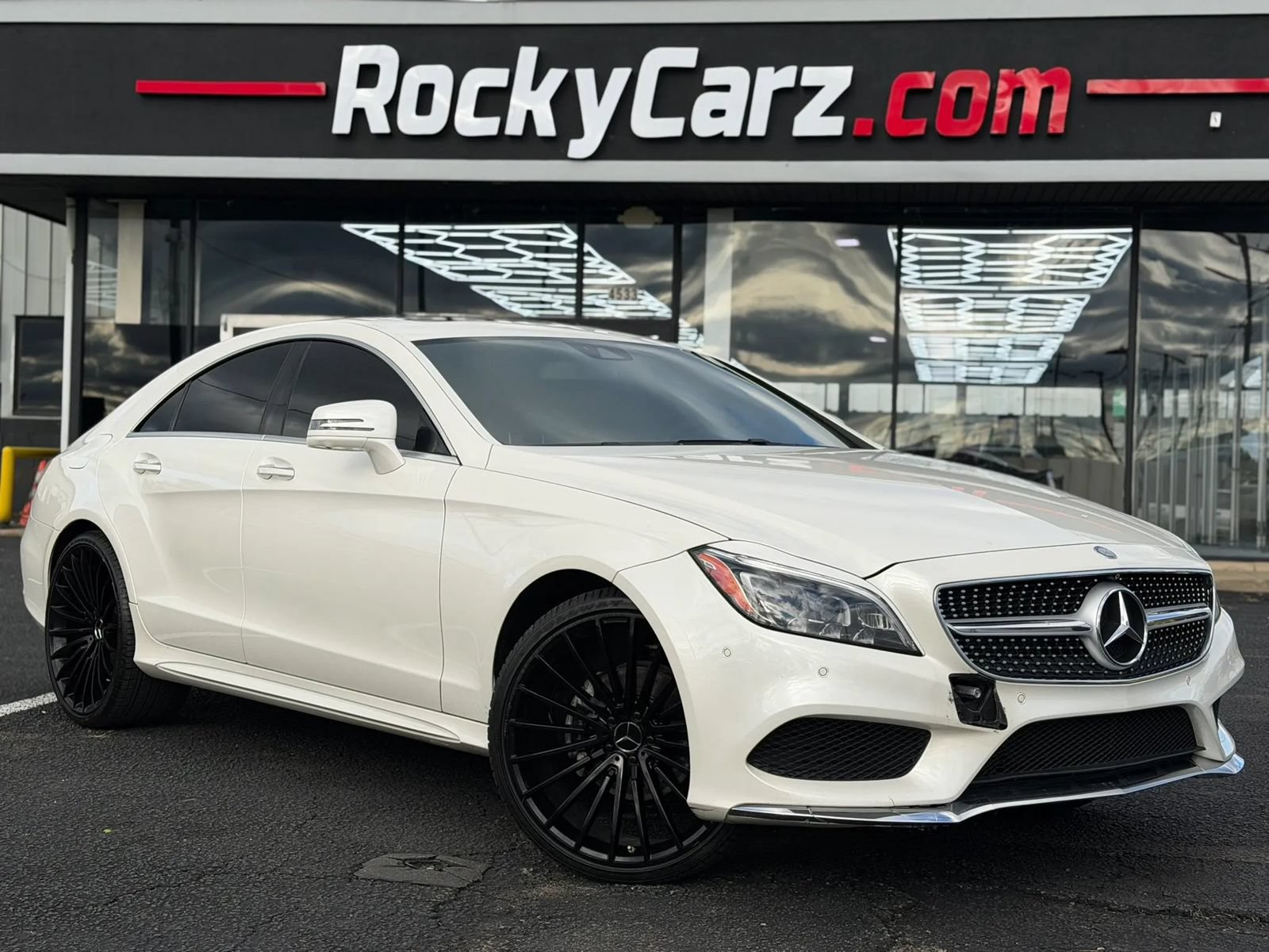 Used 2015 Mercedes-Benz CLS 400 4MATIC w/ Premium 2 Package image 1