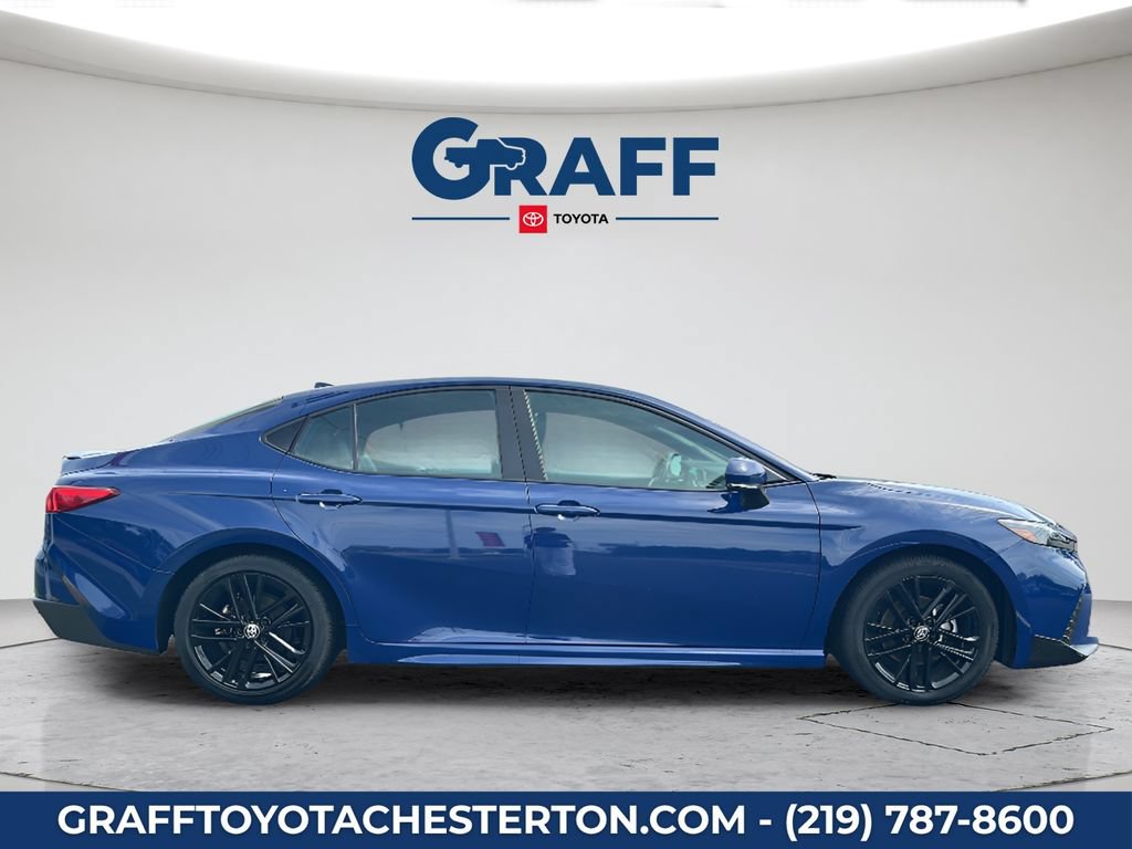 Used 2025 Toyota Camry SE FWD image 9