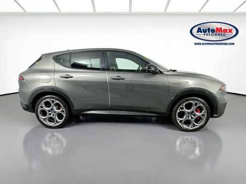 Used 2024 Alfa Romeo Tonale Ti AWD/4WD image 10