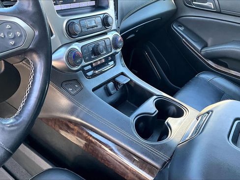 Used 2020 Chevrolet Tahoe LT image 13