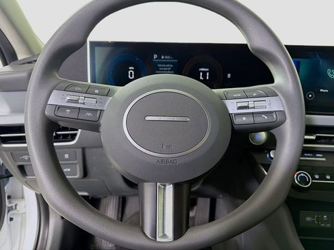 Used 2025 Hyundai Sonata SE image 14