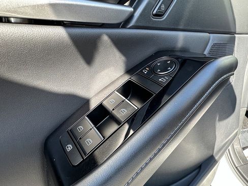 New 2025 MAZDA CX-30 AWD 2.5 S w/ Select Sport Pkg image 18