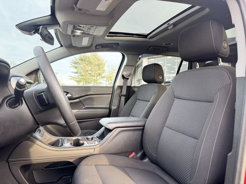 Used 2023 GMC Acadia SLE w/ Driver Convenience Package image 17