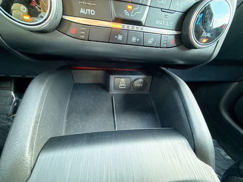 Used 2025 Ford Escape ST-Line Select image 30