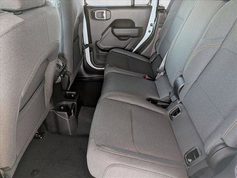 New 2026 Jeep Gladiator Sport AWD/4WD image 13