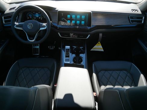 New 2026 Volkswagen Atlas SEL Premium R-Line image 10