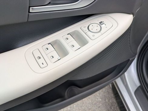 New 2025 Hyundai Sonata SEL image 15