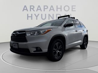 Used 2016 Toyota Highlander XLE AWD/4WD video 1