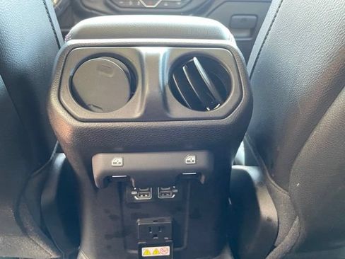 Used 2021 Jeep Gladiator Rubicon AWD/4WD image 53