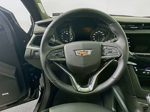 New 2025 Cadillac XT6 Premium Luxury w/ Technology Package AWD/4WD image 7