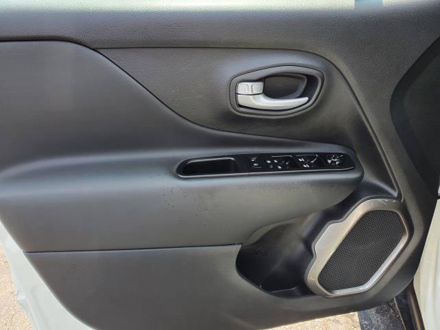 Certified 2023 Jeep Renegade Limited AWD/4WD image 19