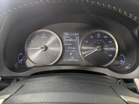 Used 2019 Lexus IS 300 w/ Premium Package image 27