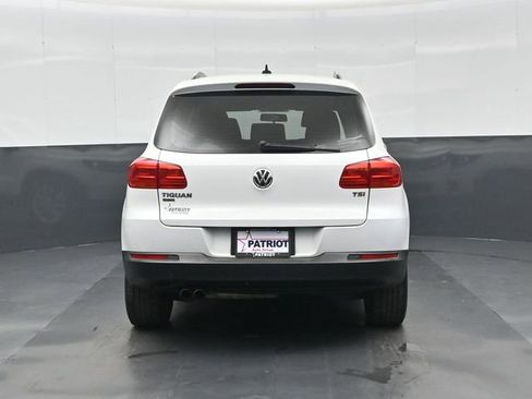 Used 2018 Volkswagen Tiguan Limited image 5