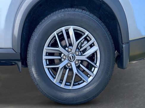 New 2026 Nissan Rogue S image 11