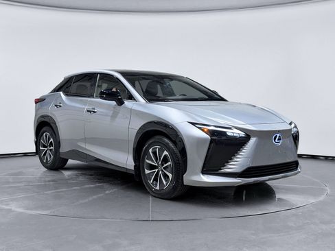 Used 2023 Lexus RZ 450e Premium w/ Technology Package AWD/4WD image 4