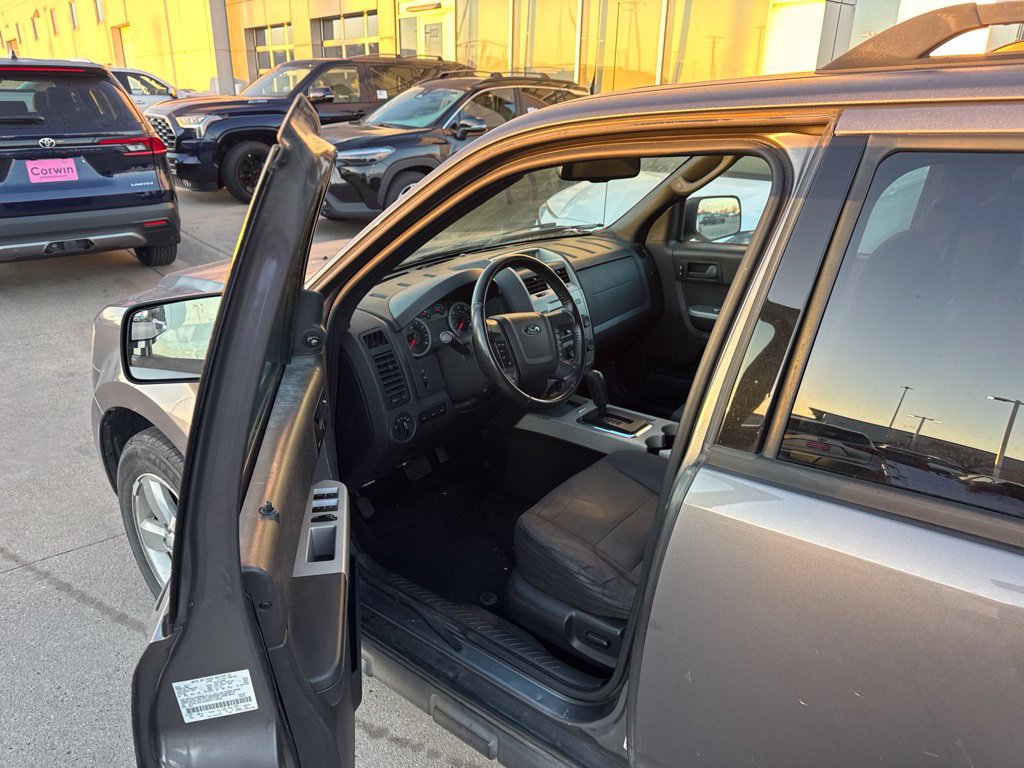 Used 2011 Ford Escape XLT w/ 202A Rapid Spec Order Code AWD/4WD image 11
