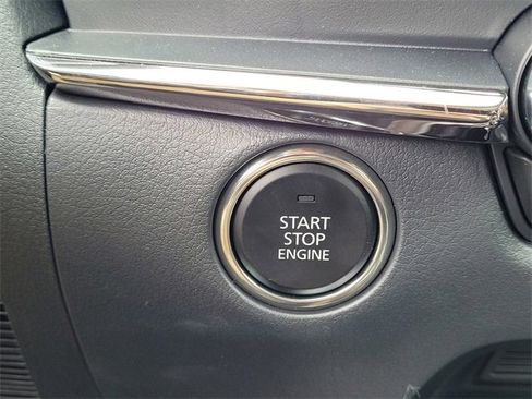 Used 2024 MAZDA CX-30 2.5 Turbo w/ Premium Package image 18