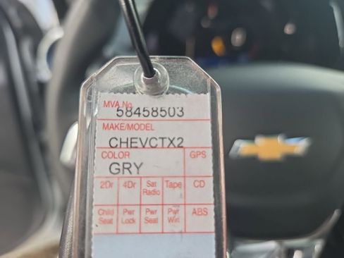 Used 2025 Chevrolet Trax LT w/ LT Convenience Package image 4