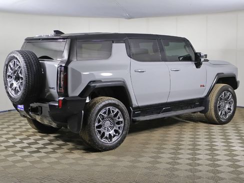 Used 2024 GMC Hummer EV 3X w/ LPO, Illumination Package AWD/4WD image 12