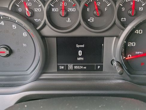 Used 2023 Chevrolet Silverado 2500 Custom w/ Custom Convenience Package image 17