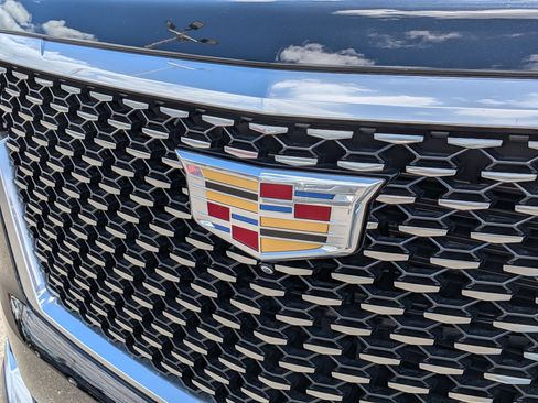 Certified 2023 Cadillac Escalade Premium Luxury AWD/4WD image 31
