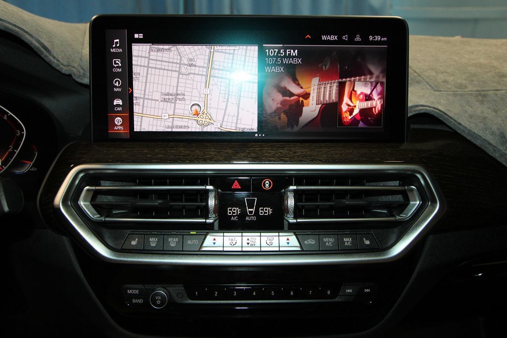 Used 2023 BMW X3 xDrive30i w/ Premium Package AWD/4WD image 17