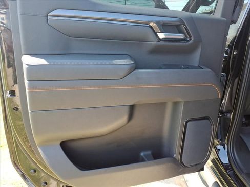 Used 2025 GMC Sierra 1500 AT4 w/ AT4 Premium Package image 23