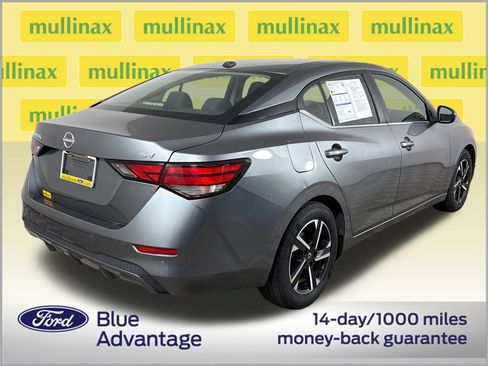 Used 2024 Nissan Sentra SV FWD image 4