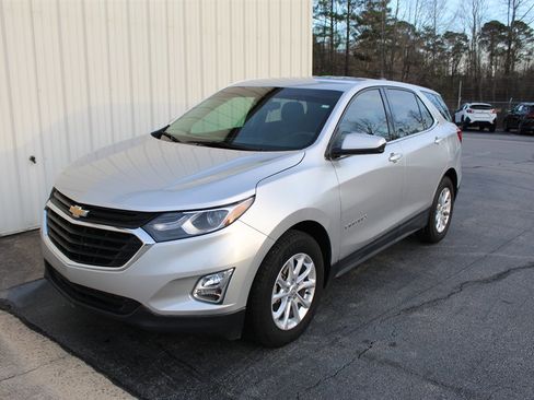 Used 2020 Chevrolet Equinox LT image 1