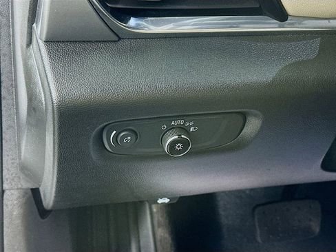 Used 2022 Chevrolet Traverse LS w/ LPO, Floor Liner Package image 15