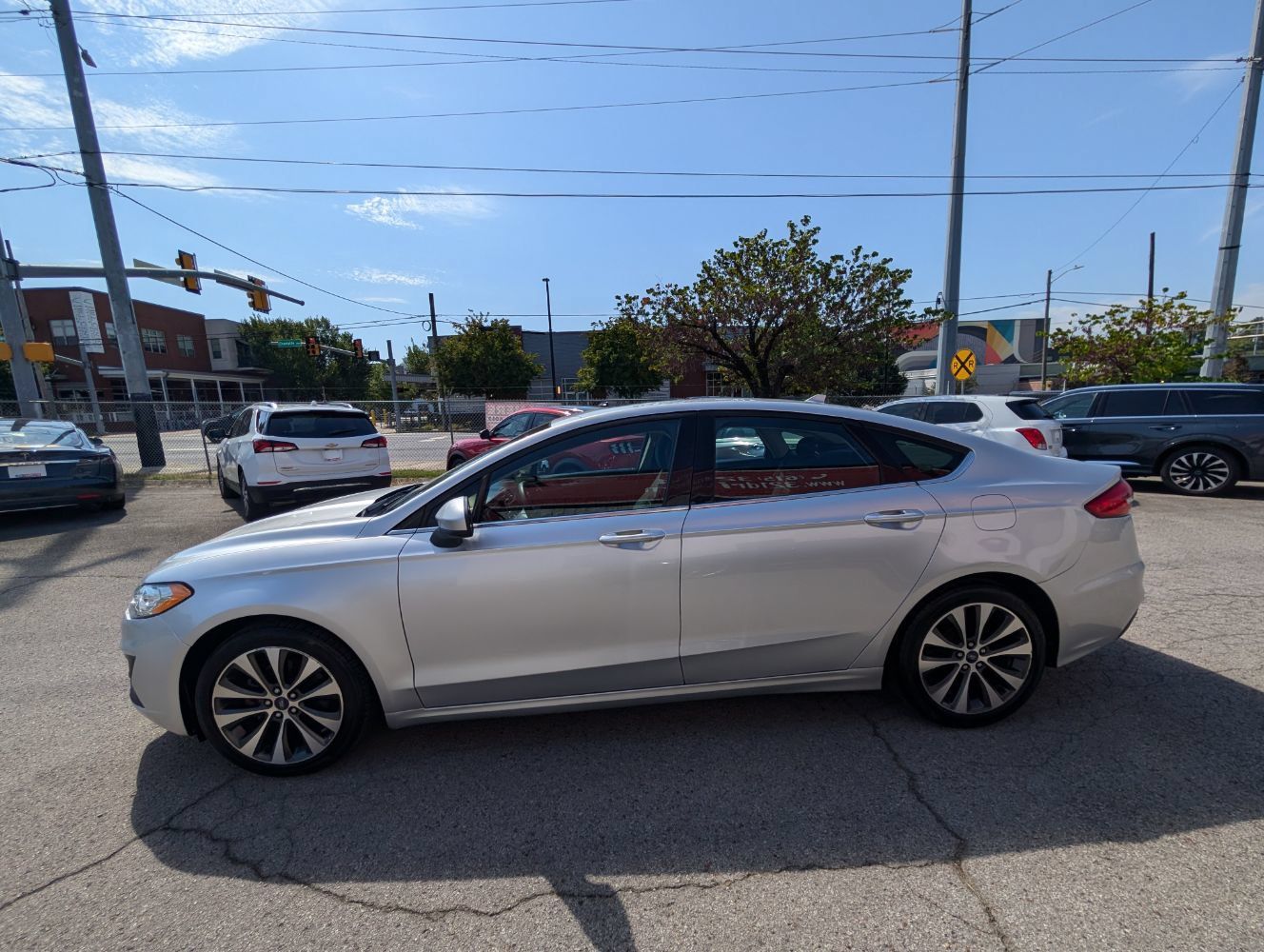 Used 2019 Ford Fusion SE AWD/4WD image 9