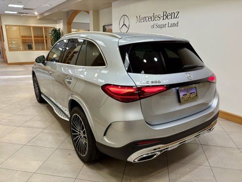 New 2026 Mercedes-Benz GLC 300 image 3