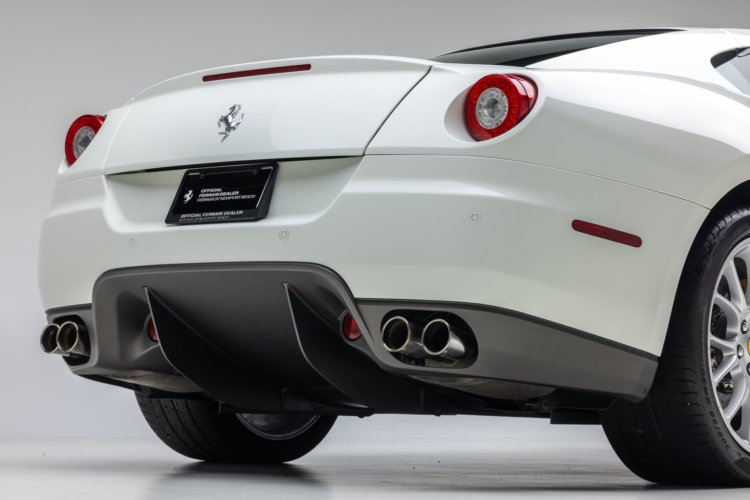 Certified 2010 Ferrari 599 GTB Fiorano RWD image 17