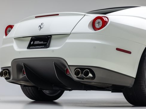Certified 2010 Ferrari 599 GTB Fiorano RWD image 17